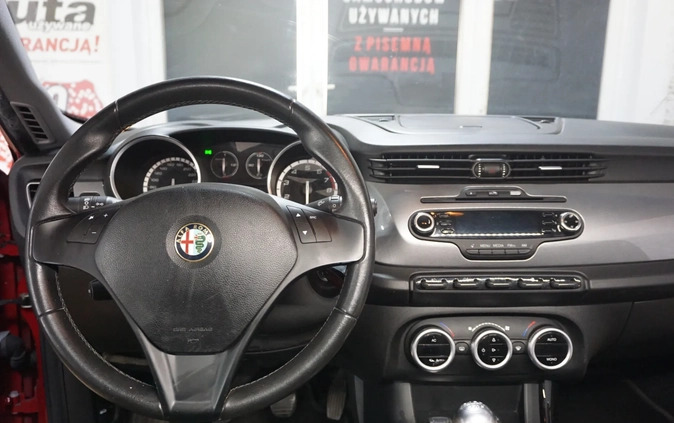 Alfa Romeo Giulietta cena 26900 przebieg: 187259, rok produkcji 2012 z Błonie małe 352